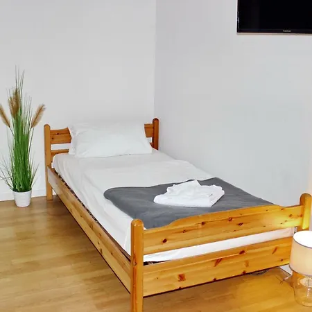 Apartment Sunnyhome Regensburg-konigswiesen *